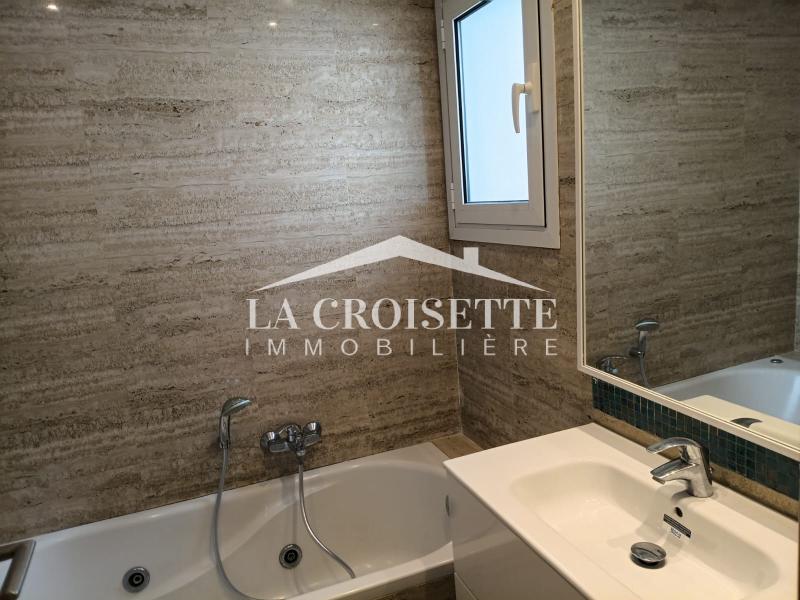 Appartement S+2 avec terrasse à La Marsa